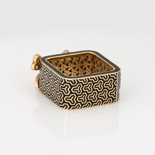 Bague 53 Dickson Yewn - Bague carrée en or jaune, diamants et émail 58 Facettes G14118