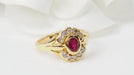 Bague 53 Bague marguerite en or jaune, rubis et diamants 58 Facettes 22842