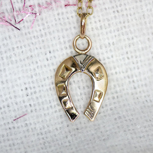 Pendentif Pendentif or rose fer à cheval 58 Facettes CVP184