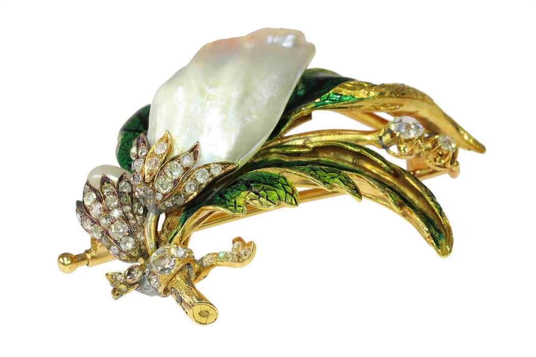 Broche Inoubliable et unique : le charme d'une broche victorienne avec perle et diamants 58 Facettes 24298-0149