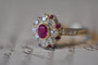Bague 54 Yellow gold, ruby and diamond ring 58 Facettes