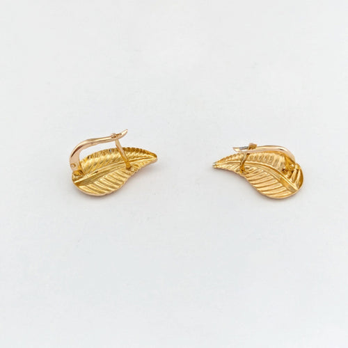 Boucles d'oreilles Boucles d'oreilles feuille en Or jaune 18 carats 58 Facettes 32681