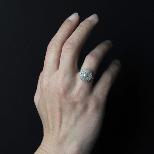 Bague 48 Bague ancienne ronde perle fine et diamants 58 Facettes 25-117