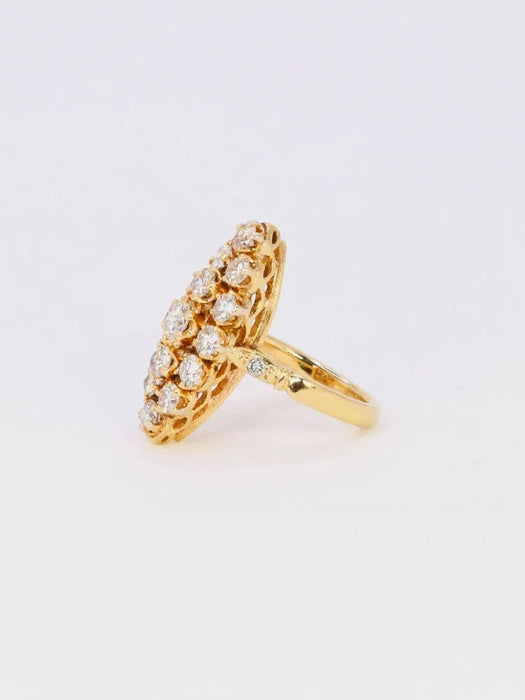 Vintage marquise ring in yellow gold with diamonds