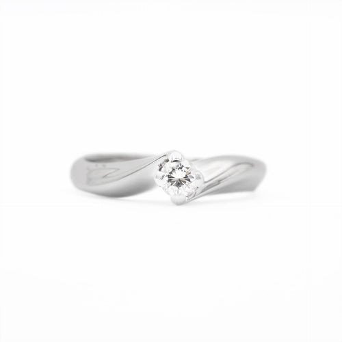 Bague Bague solitaire en or blanc avec diamant 58 Facettes