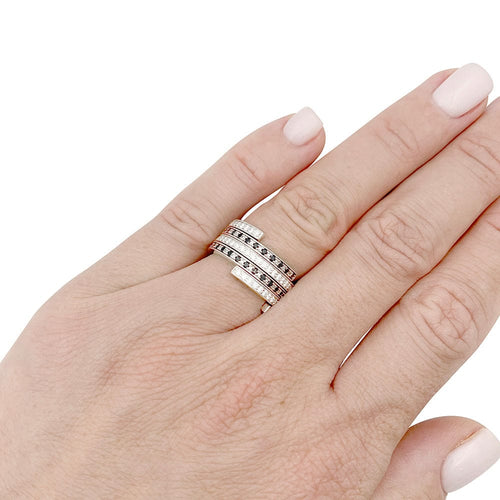 Bague 49 Bagues Dinh Van, "Spirale", or blanc, diamants et diamants noirs. 58 Facettes 33692