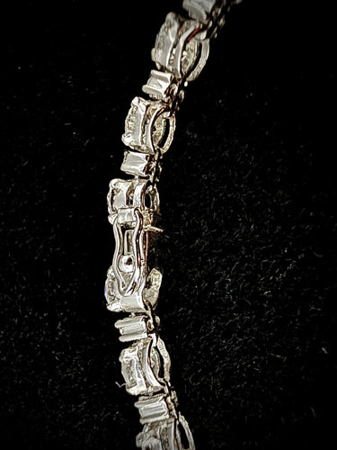 Bracelet Bracelet rivière orné de 8,60 carats de diamants 58 Facettes