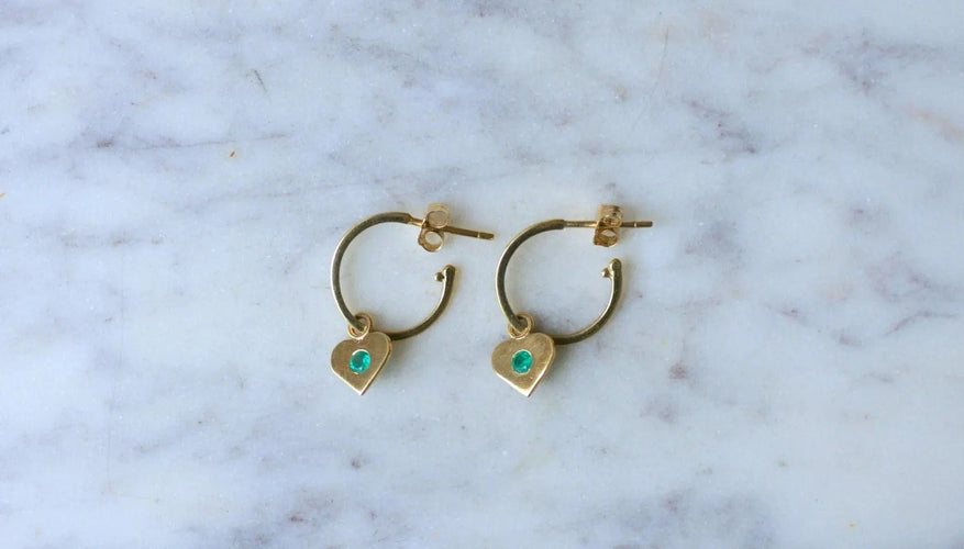 Boucles d'oreilles Créoles Or Jaune Coeur Emeraude Colombienne 58 Facettes