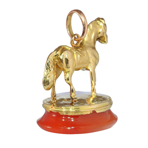 Pendentif Pendentif-sceau cheval en or 18 carats vintage : Élégance victorienne 58 Facettes 24106-0277