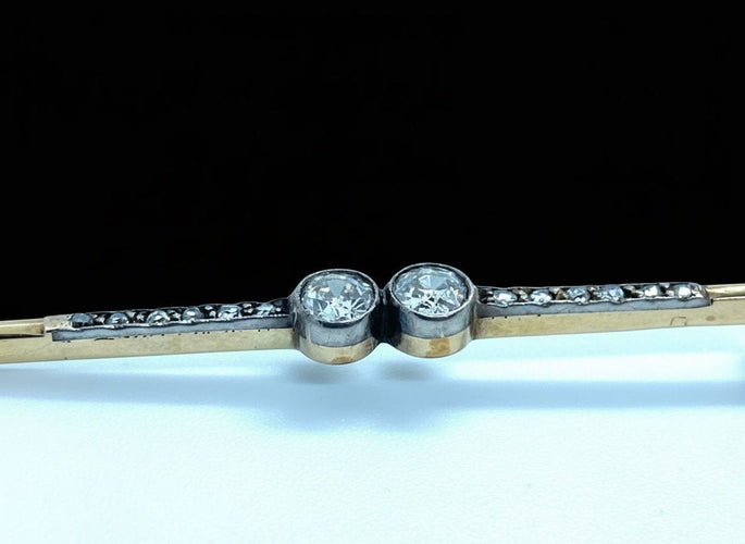 Broche Spilla a Barretta con Diamanti 58 Facettes