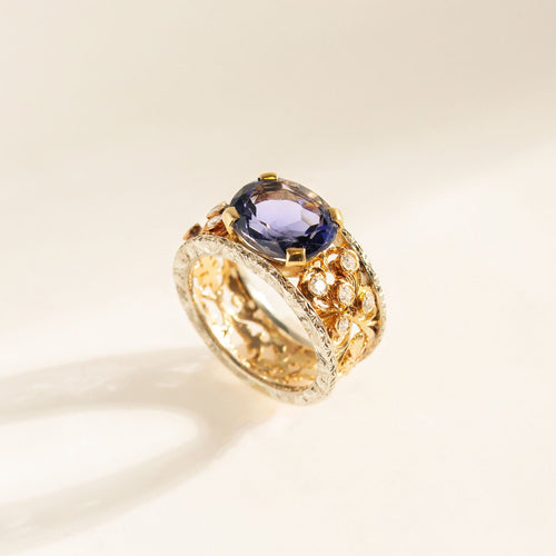 独家18K黄金和白金鸡尾酒戒指，镶嵌坦桑石和钻石——纯粹的珠宝工艺杰作 