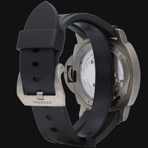 Montre Panerai Montre Luminor Base 8 Days 58 Facettes MT44608