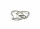 Bague 49 Bague entrelacée en or blanc, et diamants 58 Facettes