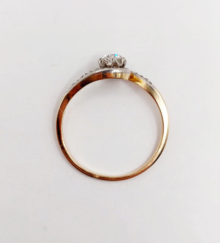 Bague 58 Bague tourbillon or jaune, diamant taille ancienne 0,35 carat (circa 1900) 58 Facettes A06123