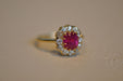 Bague 54 Bague ancienne en or jaune avec rubis de Birmanie 58 Facettes