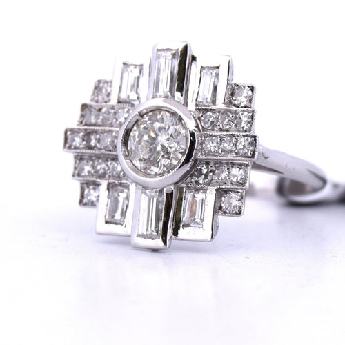 Bague 54 Bague Art Déco en or blanc avec diamants 58 Facettes
