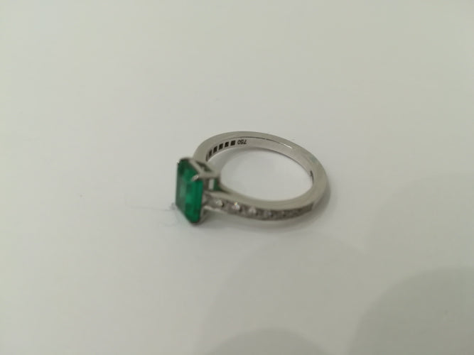 Bague 53 Bague Emeraude Diamants Or Blanc 58 Facettes