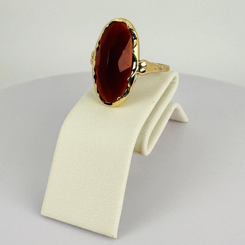 Bague 57.5 Bague solitaire en or jaune, cabochon ovale en cornaline facettée de 8 carats 58 Facettes 2501102