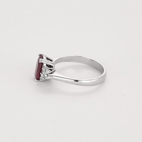 Bague 54 Bague en Or blanc rubis et diamants 58 Facettes LJ25-302