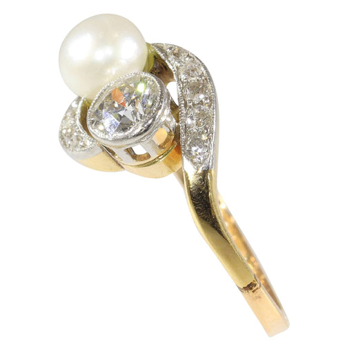 Bague 52 L'amour entrelacé : l'histoire d'une bague vieille d'un siècle 58 Facettes 15104-0064