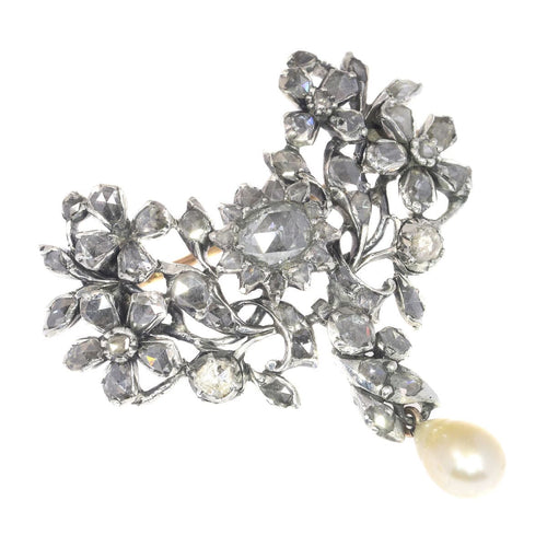 Broche Grâce géorgienne : broche en diamants et perles, vers 1740 58 Facettes 20169-0046