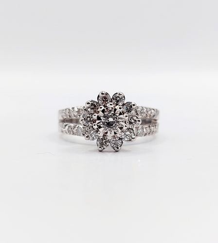 Bague marguerite vintage or blanc, 0,60 carat diamants serti illusion 58 Facettes A06236