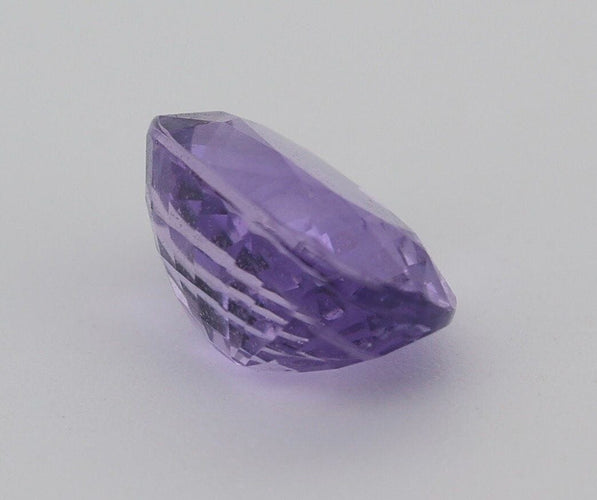 Gemstone Saphir violet non chauffé non traité 1.50cts 58 Facettes 441