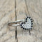 Bague 53 Bague Vanessa Tugendhaft or blanc, diamants, saphirs 58 Facettes 294