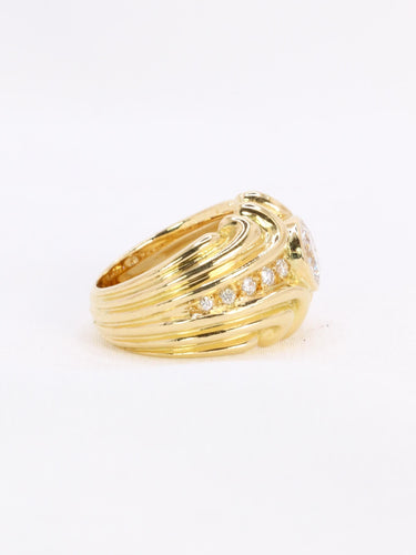 Bague 44.5 Bague vintage godrons or jaune diamant 0.8 ct 58 Facettes 1111.3