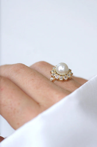 Bague Bague marguerite diamants et perle fine 58 Facettes