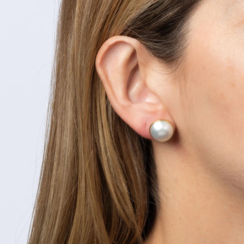 Boucles d'oreilles Boucles d'oreilles Tiffany & Co, perles Mabe 13 mm, Paloma Picasso, vintage, or 18 carats, vers 1984 58 Facettes G13706