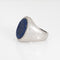 Bague Bague chevalière vintage Tiffany & Co. en lapis-lazuli et platine, taille 6, style milieu du siècle. 58 Facettes G14212