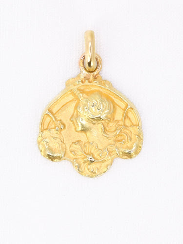 Pendentif Médaille Art Nouveau femme de profil or jaune 58 Facettes 1153.8
