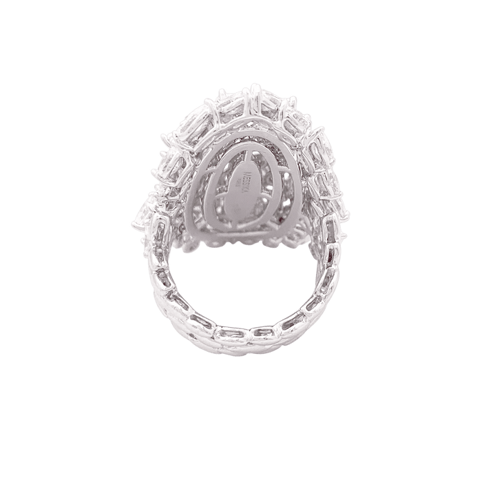 53 Bague Messika, diamants navette, or blanc. 58 Facettes 34217