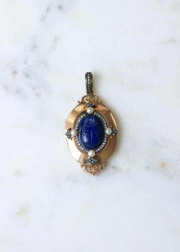 Pendentif Médaillon Ancien Scarabée Lapis Lazuli Diamants et Perles 58 Facettes