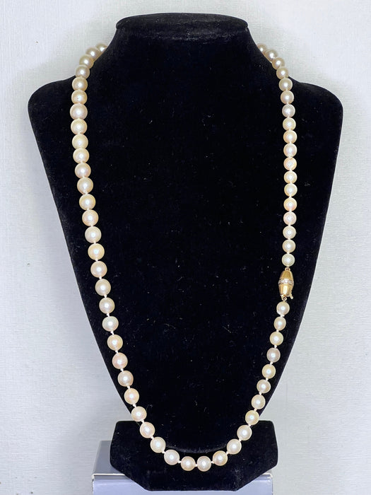 Collares de perlas cultivadas de Akoya