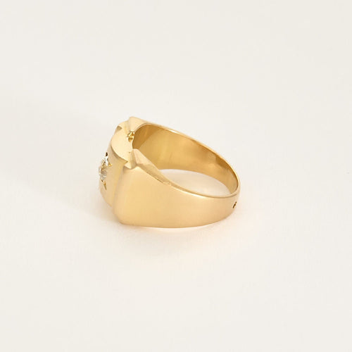 Bague 46.5 Chevalière en or jaune et diamant 58 Facettes BLO0173