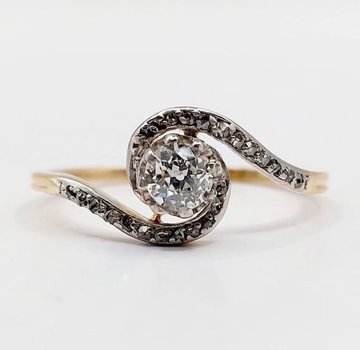 Bague 58 Bague tourbillon or jaune, diamant taille ancienne 0,35 carat (circa 1900) 58 Facettes A06123