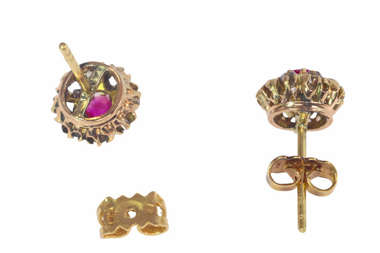 Boucles d'oreilles Clous d'oreilles antiques victoriens en diamant avec rubis naturels 58 Facettes 22130-0196
