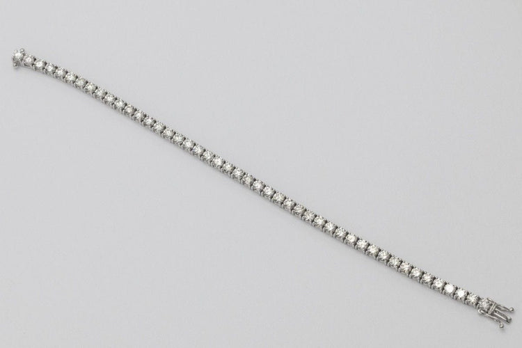 Bracelet Bracelet tennis en or blanc avec diamants de 8,00 ct 58 Facettes PTKN03