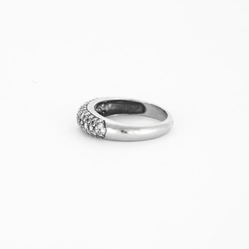 Beyaz altın kaplama bant yüzük