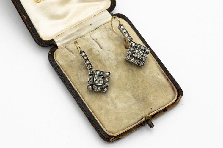 Boucles d'oreilles Boucles d'oreilles anciennes en or serties de diamants taille ancienne, Scandinavie, vers 1900. 58 Facettes 9711