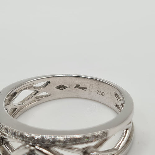 Bague 56 Bague or blanc 18 carats sertie de diamants 58 Facettes