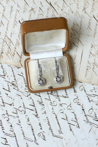 Boucles d'oreilles Boucles d'Oreilles Pendantes Art Déco Diamants 58 Facettes