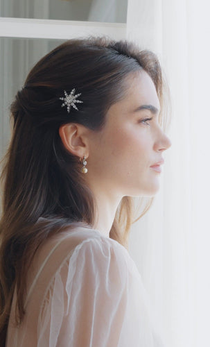 Accessoire Pique à cheveux ancien étoile 58 Facettes