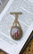 Broche Broche or, perles, et miniature porcelaine par Auguste Perrette 58 Facettes