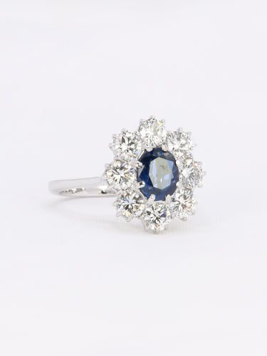 Bague 54 Bague marguerite or blanc, saphir ovale et diamants 58 Facettes 1034.12