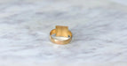 Bague 57.5 Bague ancienne or jaune, grenat, émail blanc 58 Facettes