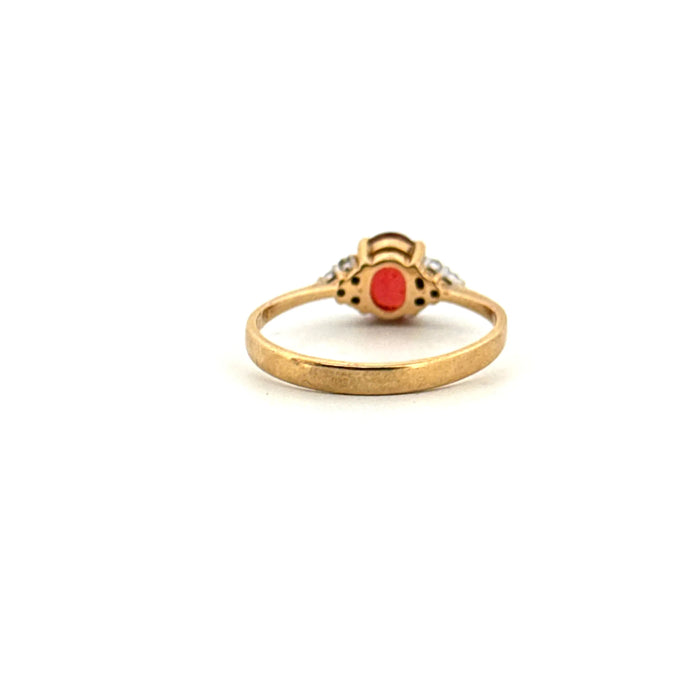 Solitaire Yellow Gold Ruby & Diamonds