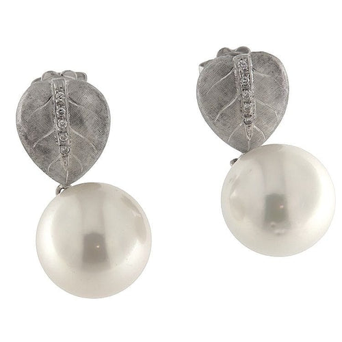 Boucles d'oreilles Boucles d'oreilles pendantes en or blanc avec diamants et perles, diamètre 14 mm 58 Facettes G3804